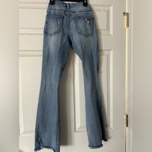 I am selling Almost Famous jeans.